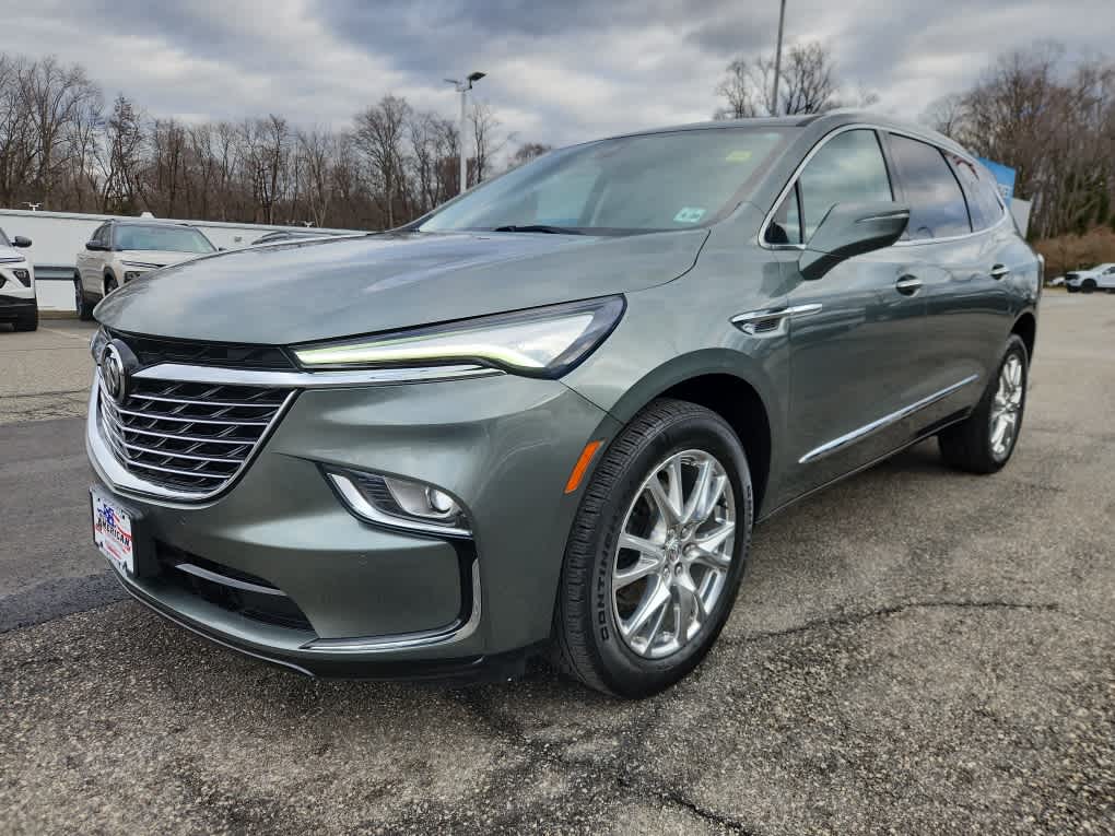 2023 Buick Enclave Essence AWD