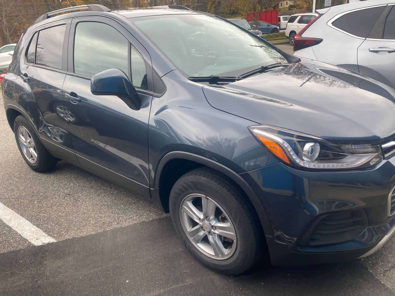 2022 Chevrolet Trax LT photo 3