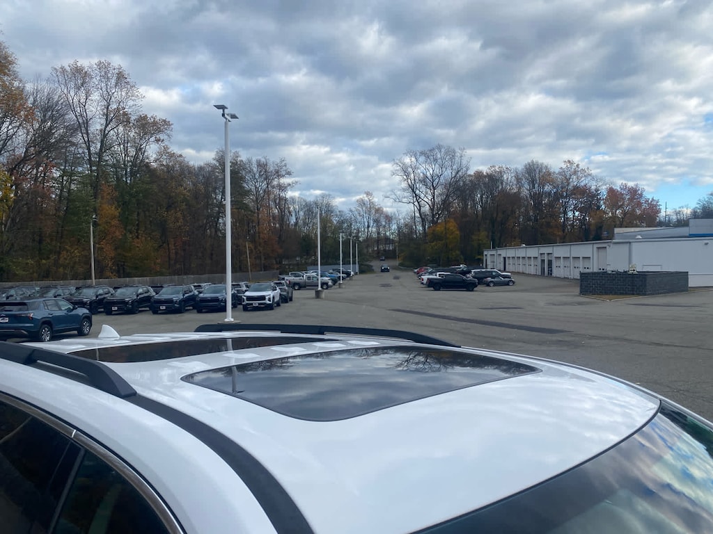 Used 2020 Chevrolet Traverse LT Leather SUV