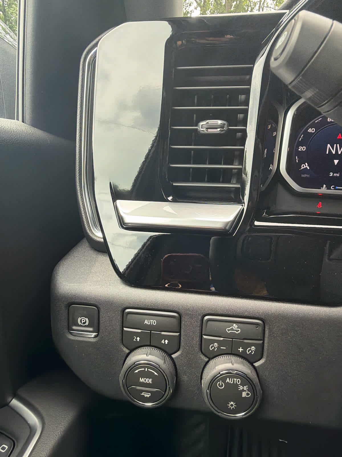 2026 Chevrolet Silverado 1500 LT - Photo 21
