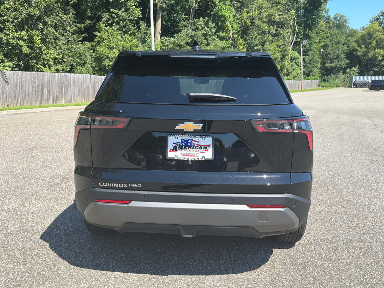 2027 Chevrolet Equinox LT - Photo 8