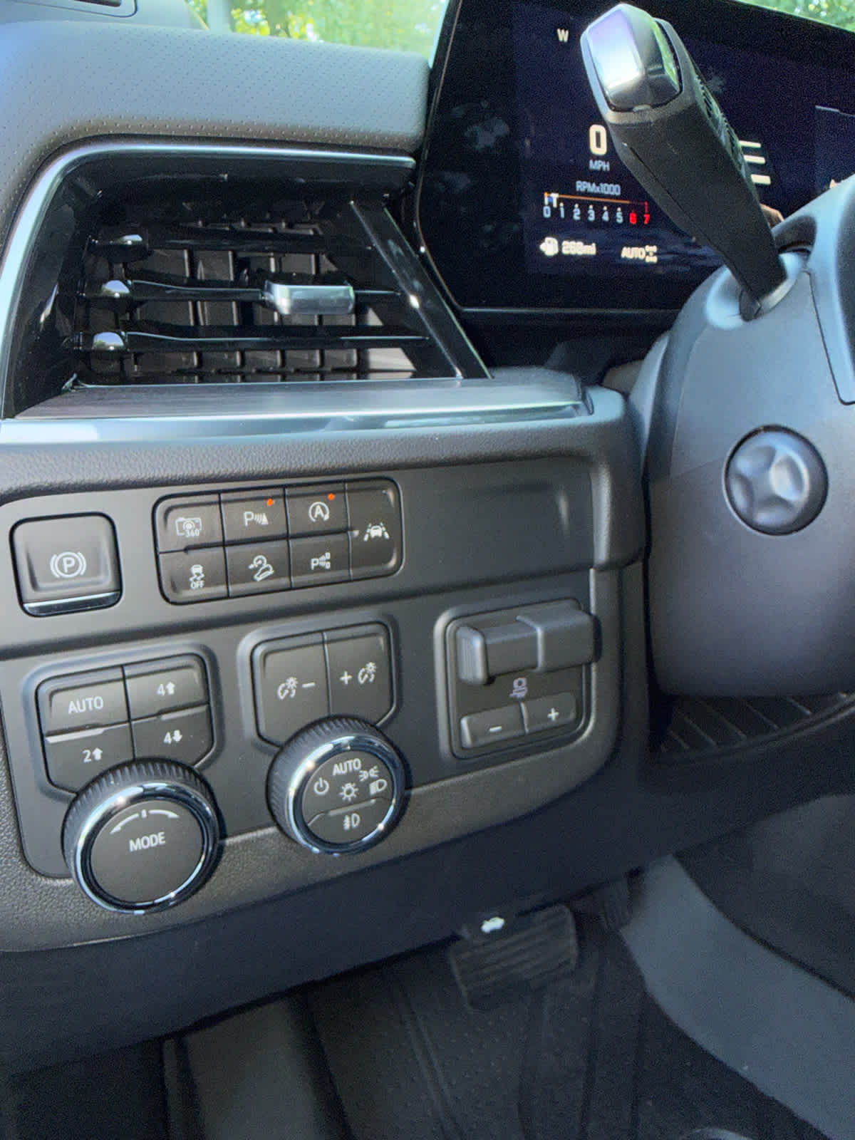 2026 Chevrolet Tahoe Premier - Photo 25