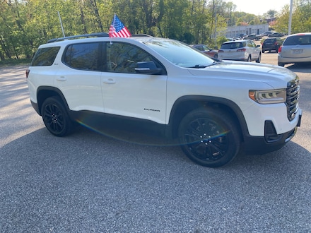 2023 GMC Acadia SLT SUV