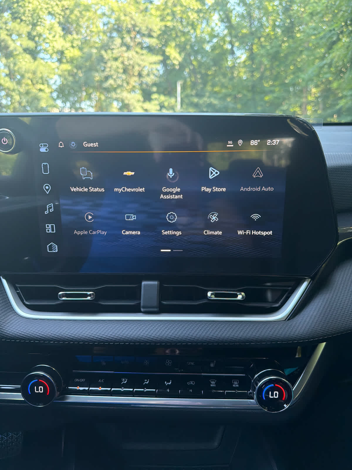 2027 Chevrolet Equinox LT - Photo 23