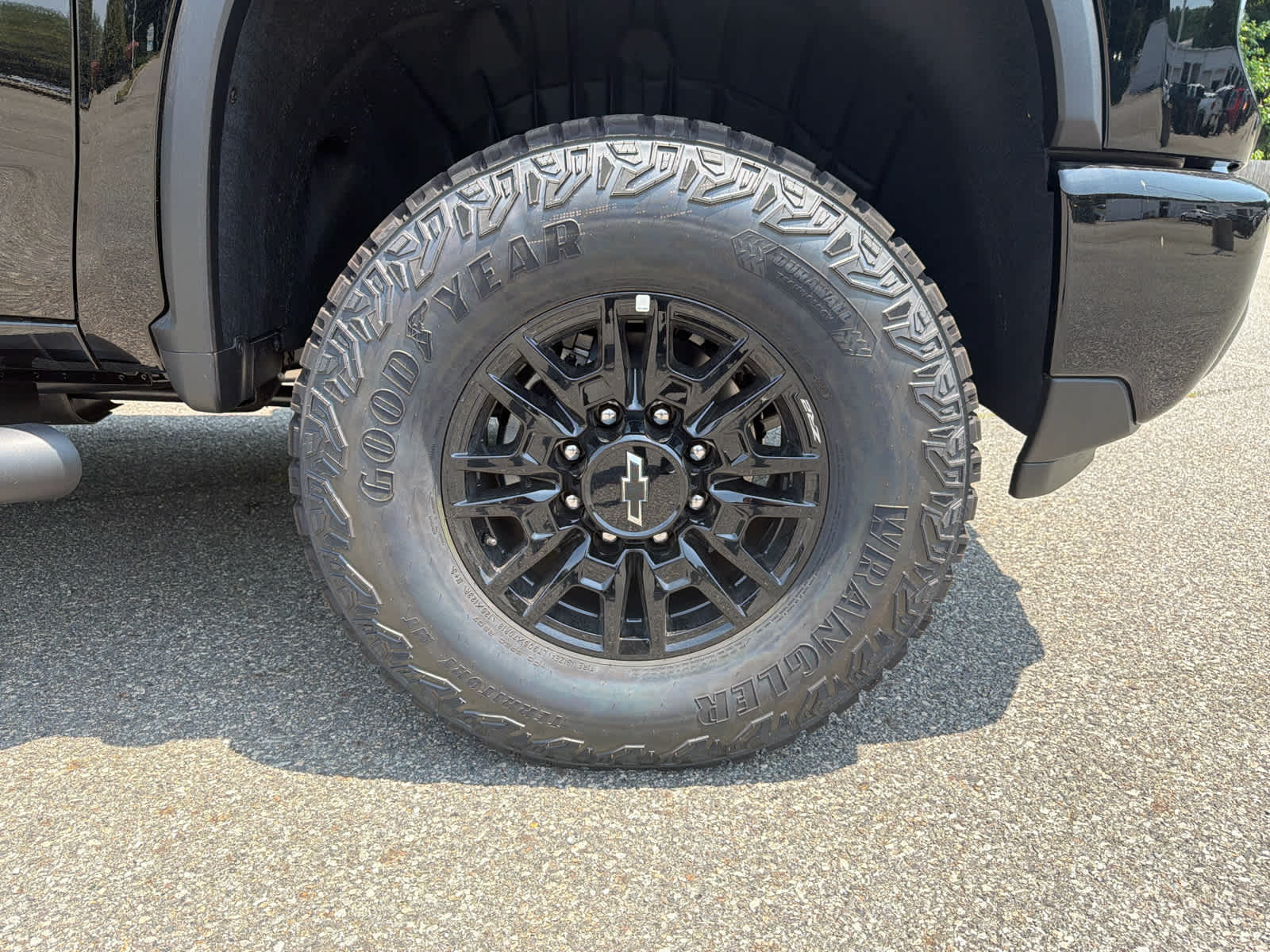 2026 Chevrolet Silverado 2500 HD ZR2 - Photo 4
