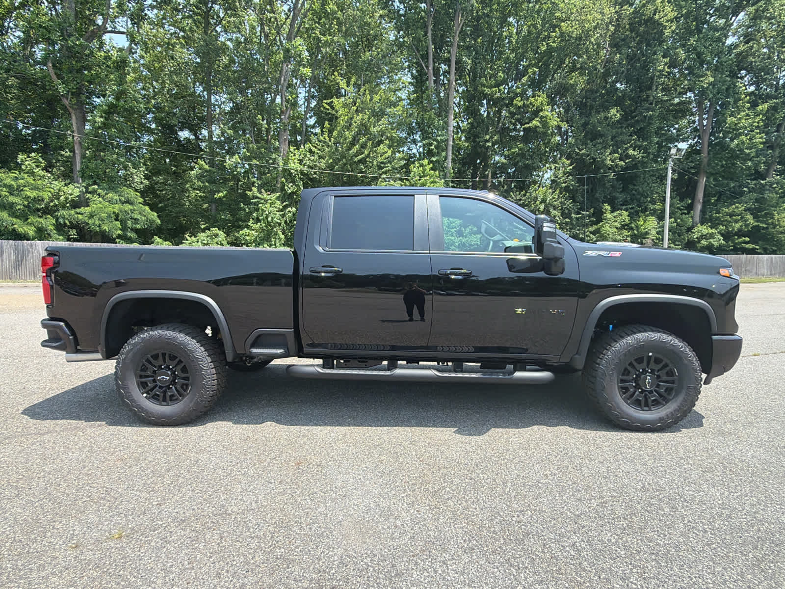 2026 Chevrolet Silverado 2500 HD ZR2 - Photo 5