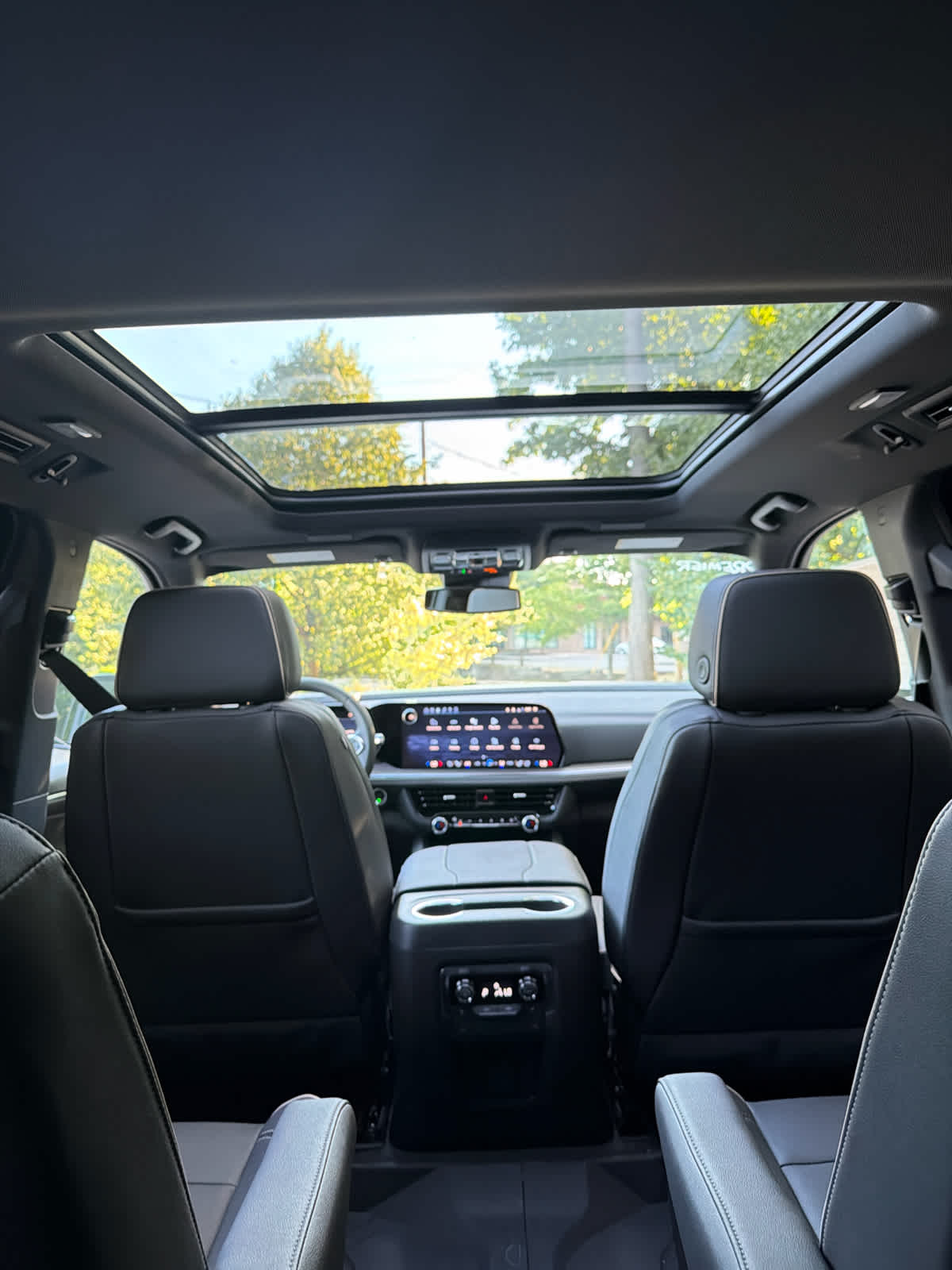 2026 Chevrolet Tahoe Premier - Photo 21