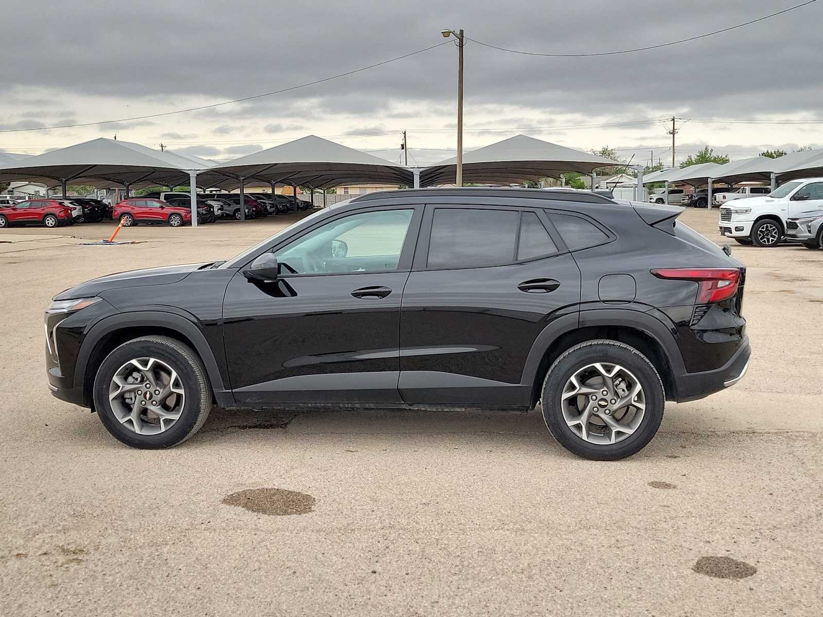 Thumbnail: 2025 Chevrolet Trax - 5