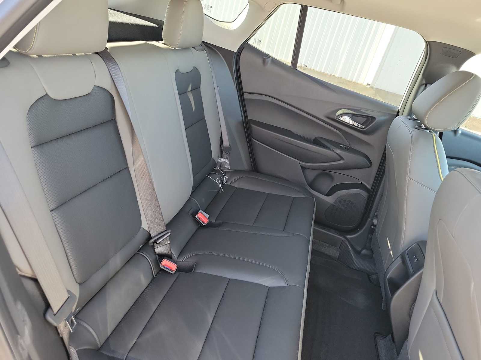 Thumbnail: 2026 Chevrolet Trax - 21