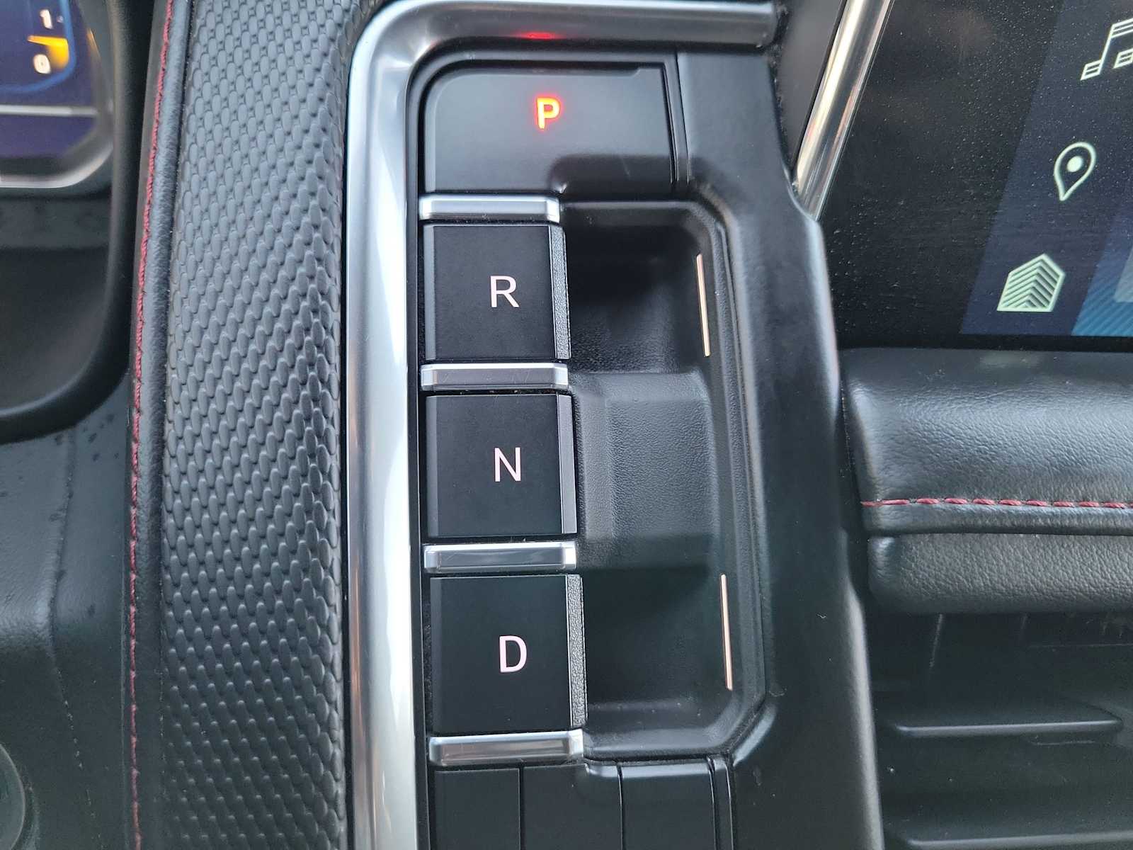 Thumbnail: 2022 Chevrolet Suburban - 25