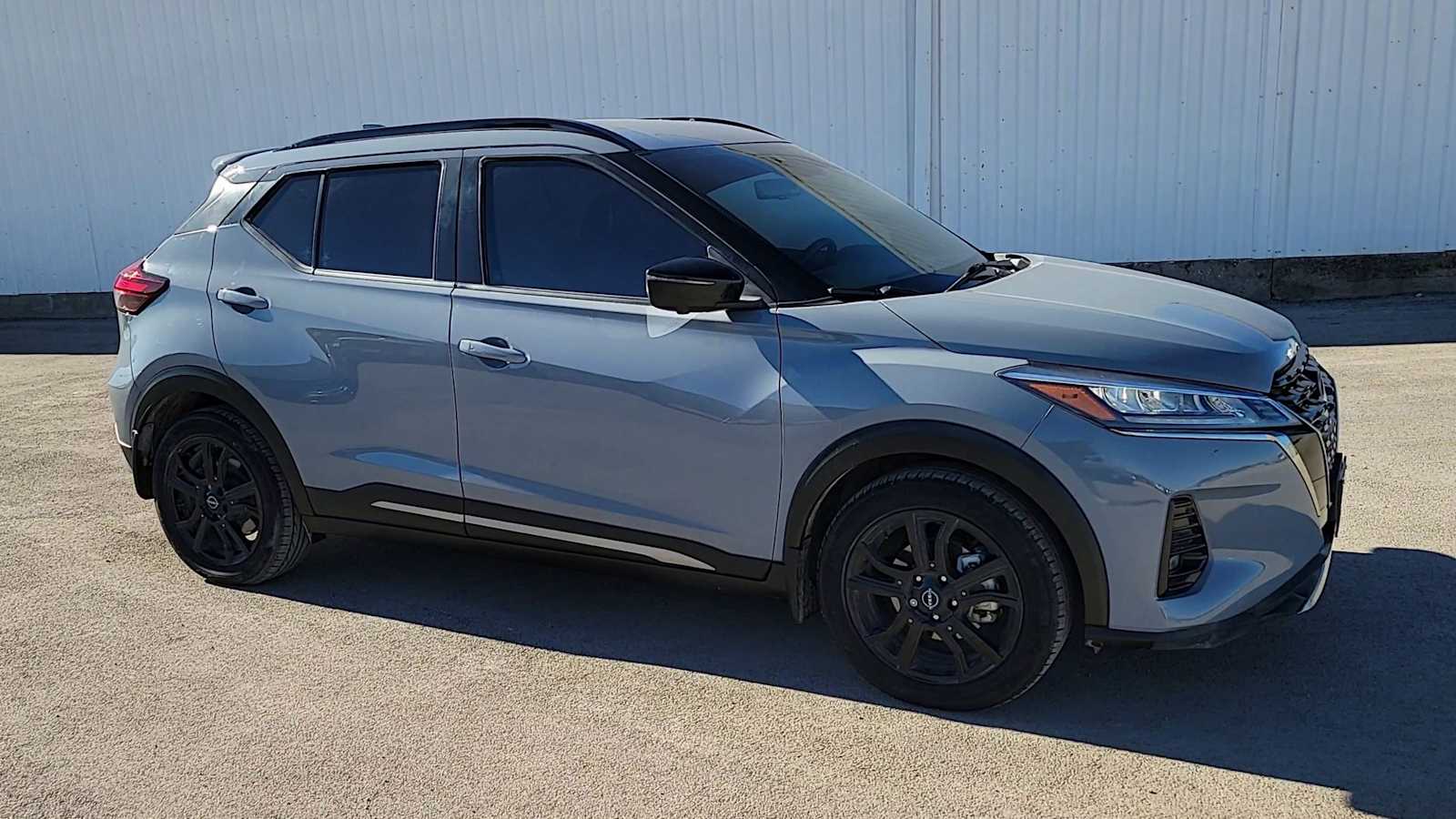 Thumbnail: 2022 Nissan Kicks - 2