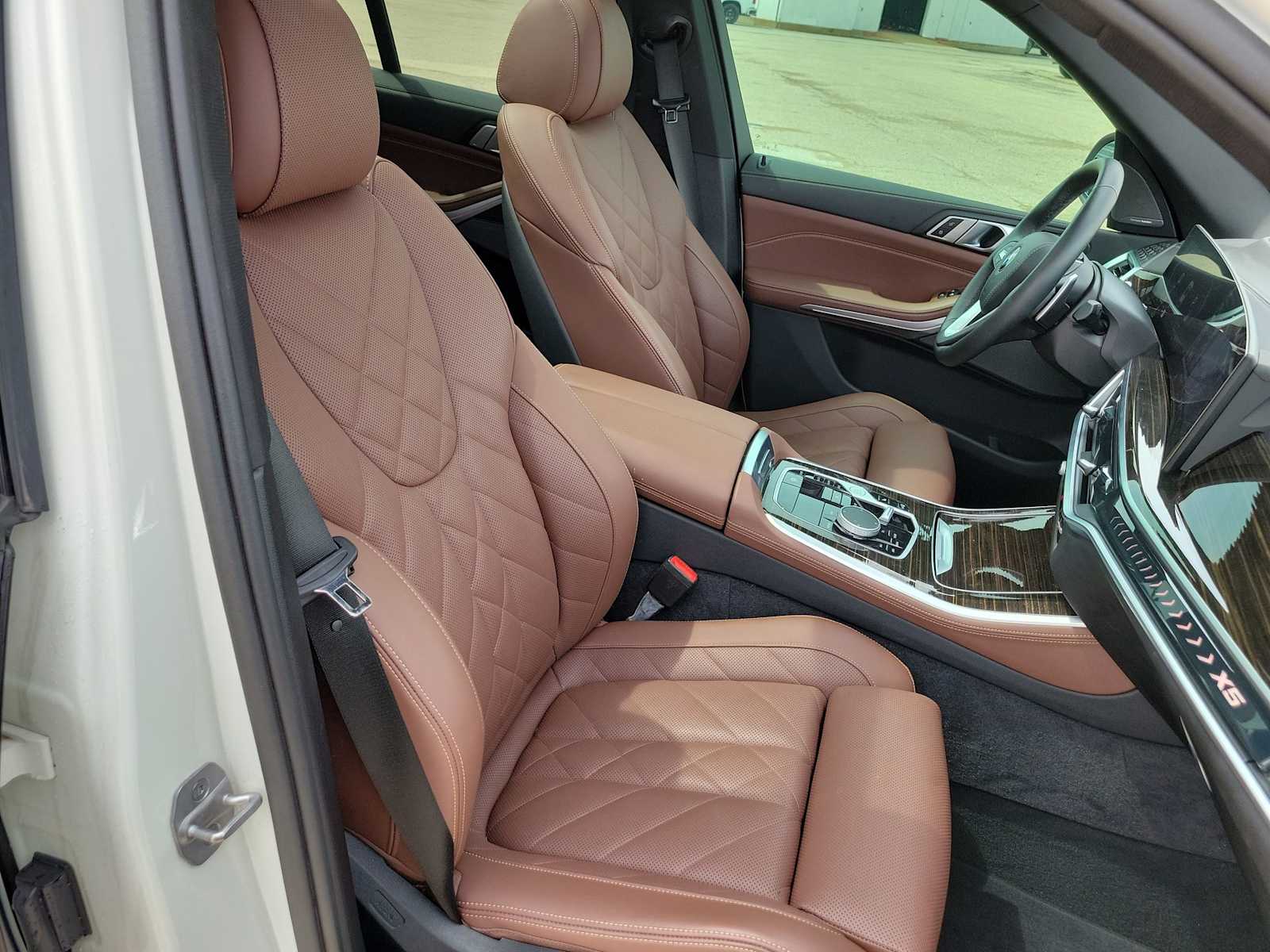 Thumbnail: 2025 BMW X5 - 18