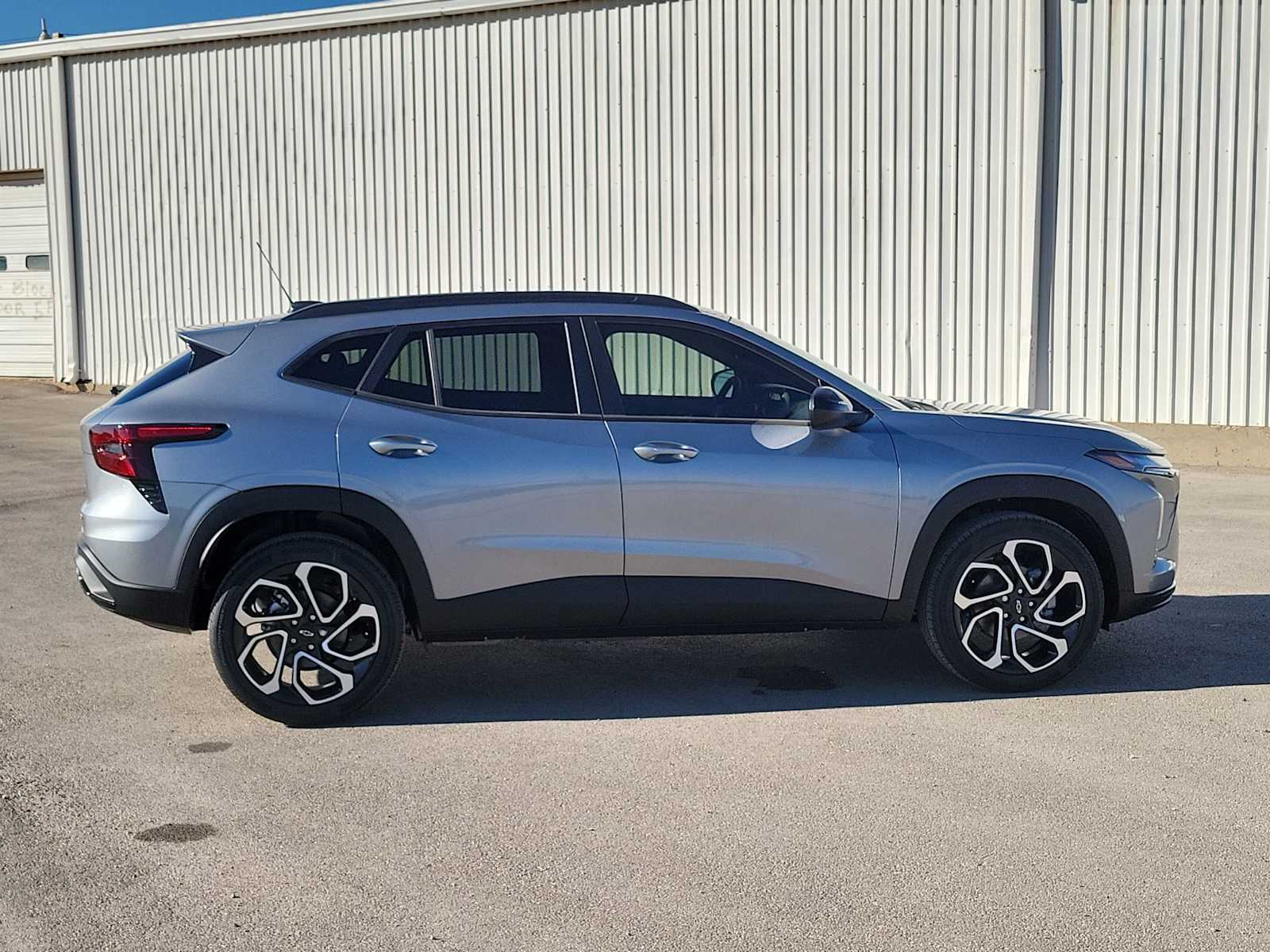Thumbnail: 2026 Chevrolet Trax - 9