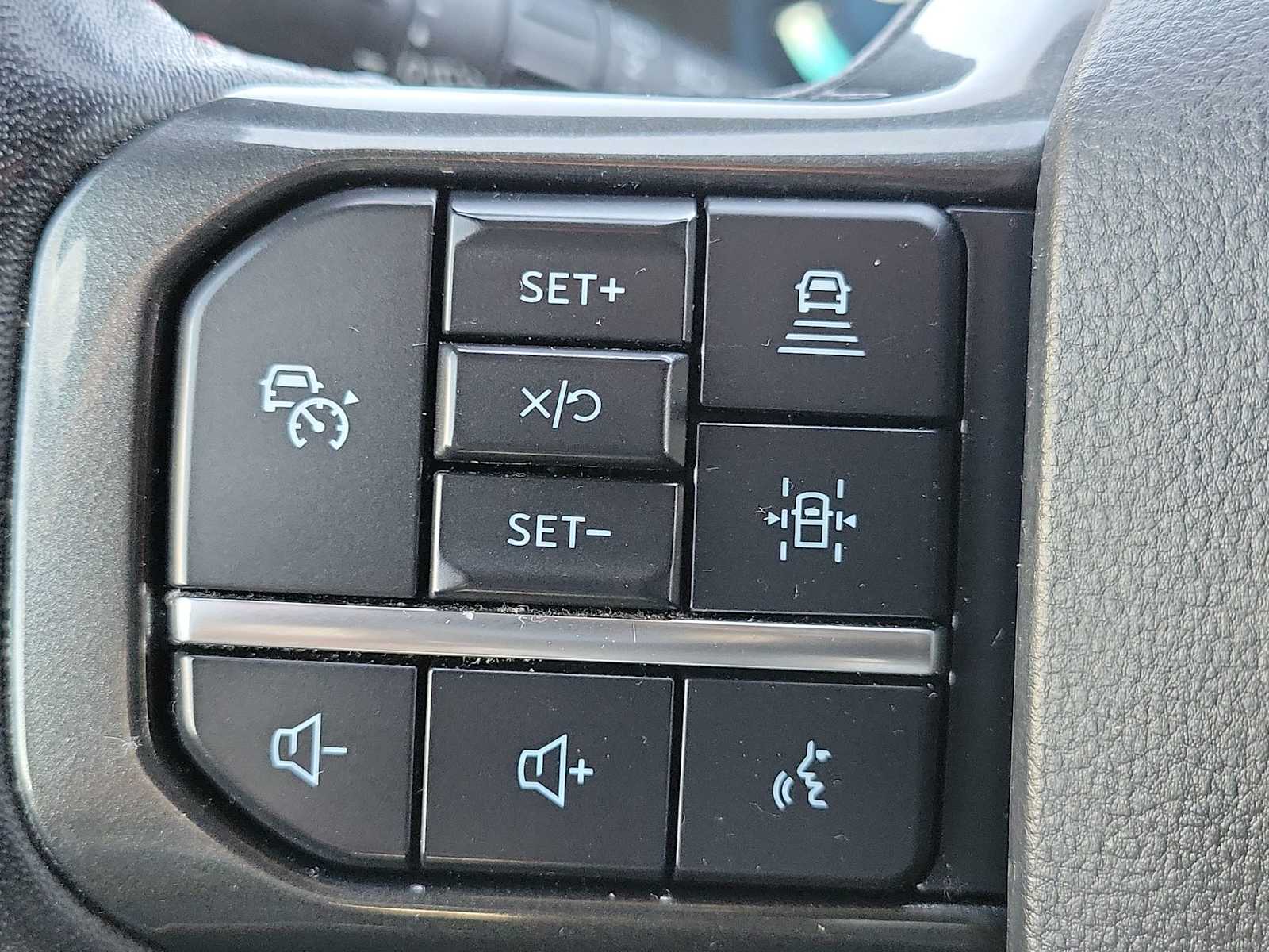 Thumbnail: 2022 Ford Expedition - 23