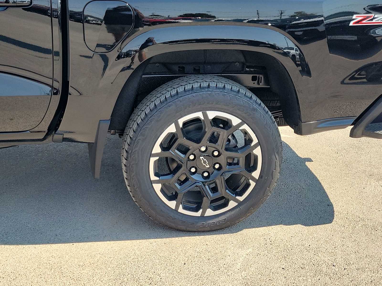 Thumbnail: 2026 Chevrolet Colorado - 16