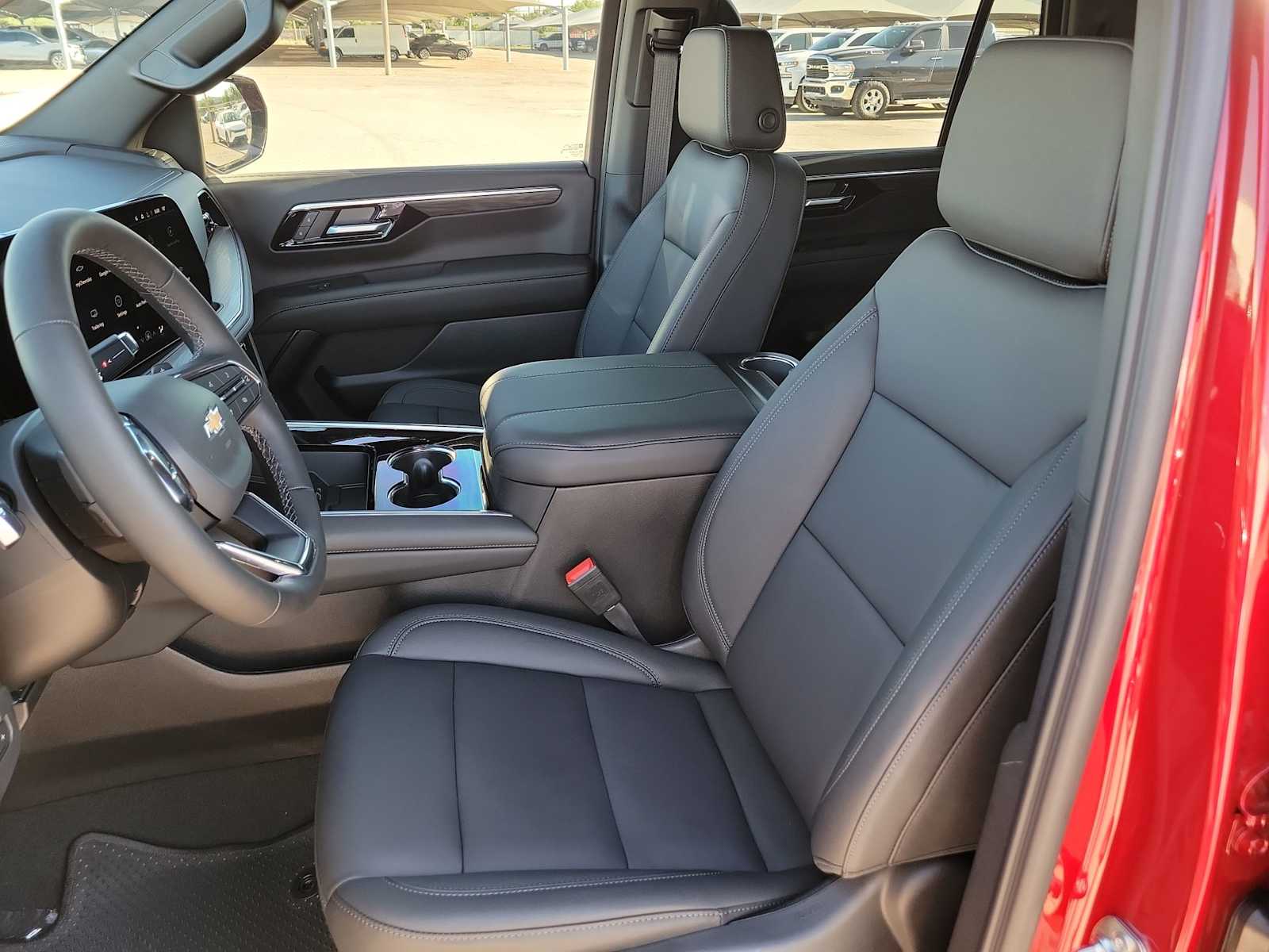Thumbnail: 2026 Chevrolet Tahoe - 15