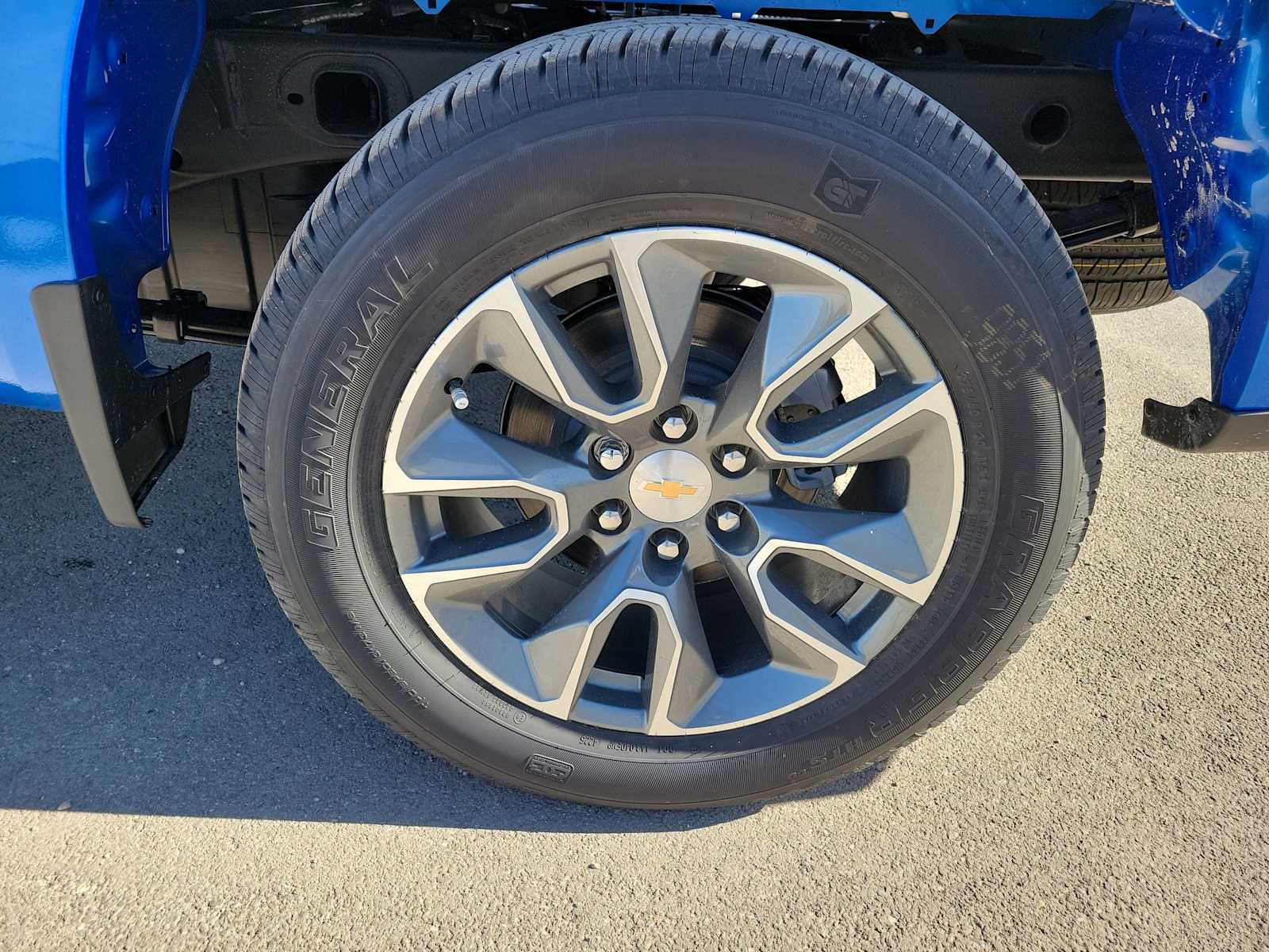 Thumbnail: 2026 Chevrolet Silverado 1500 - 16