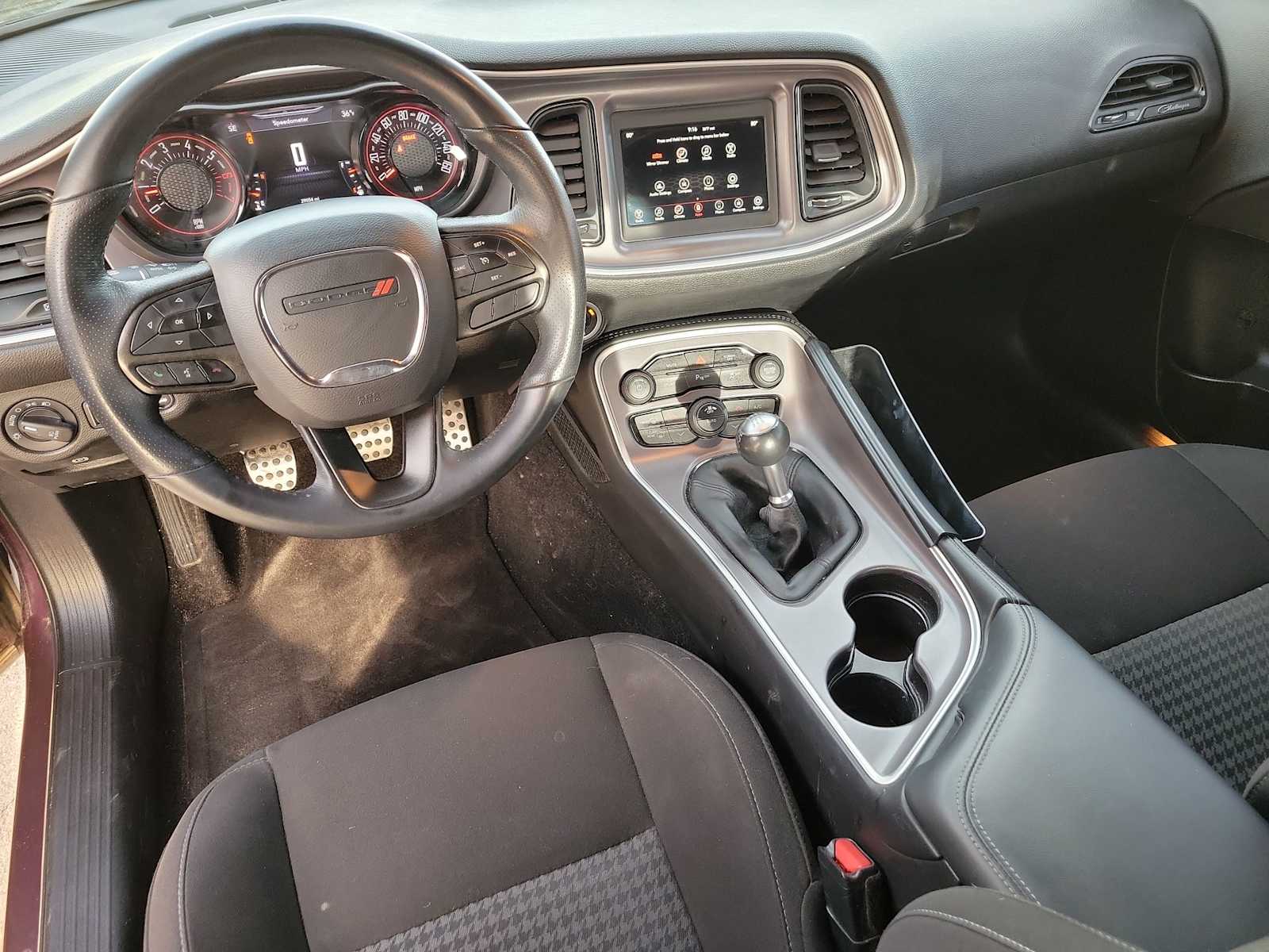 Thumbnail: 2022 Dodge Challenger - 18