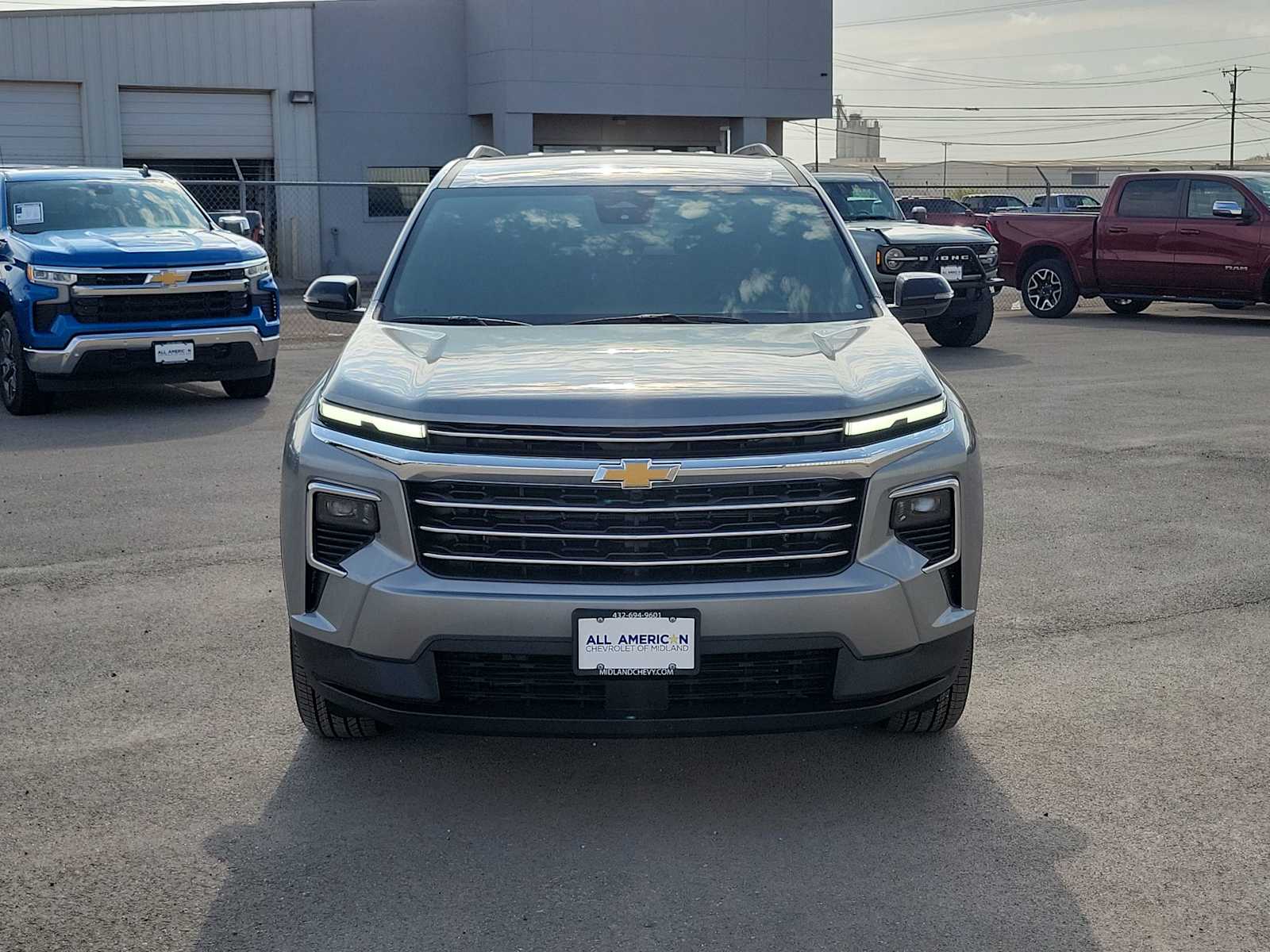 Thumbnail: 2026 Chevrolet Traverse - 3