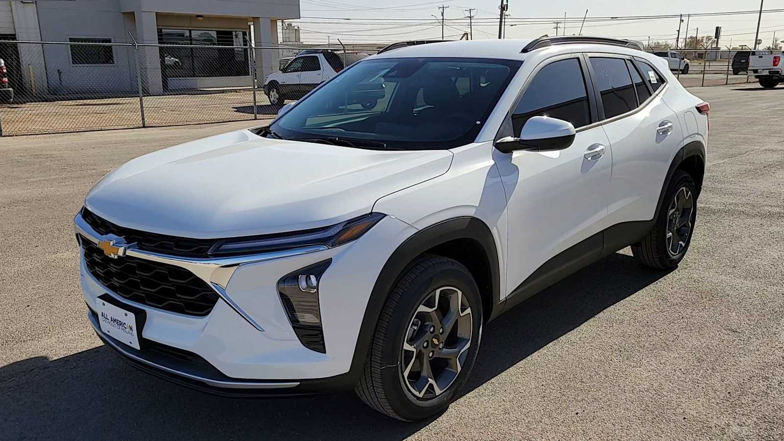 Thumbnail: 2026 Chevrolet Trax - 4