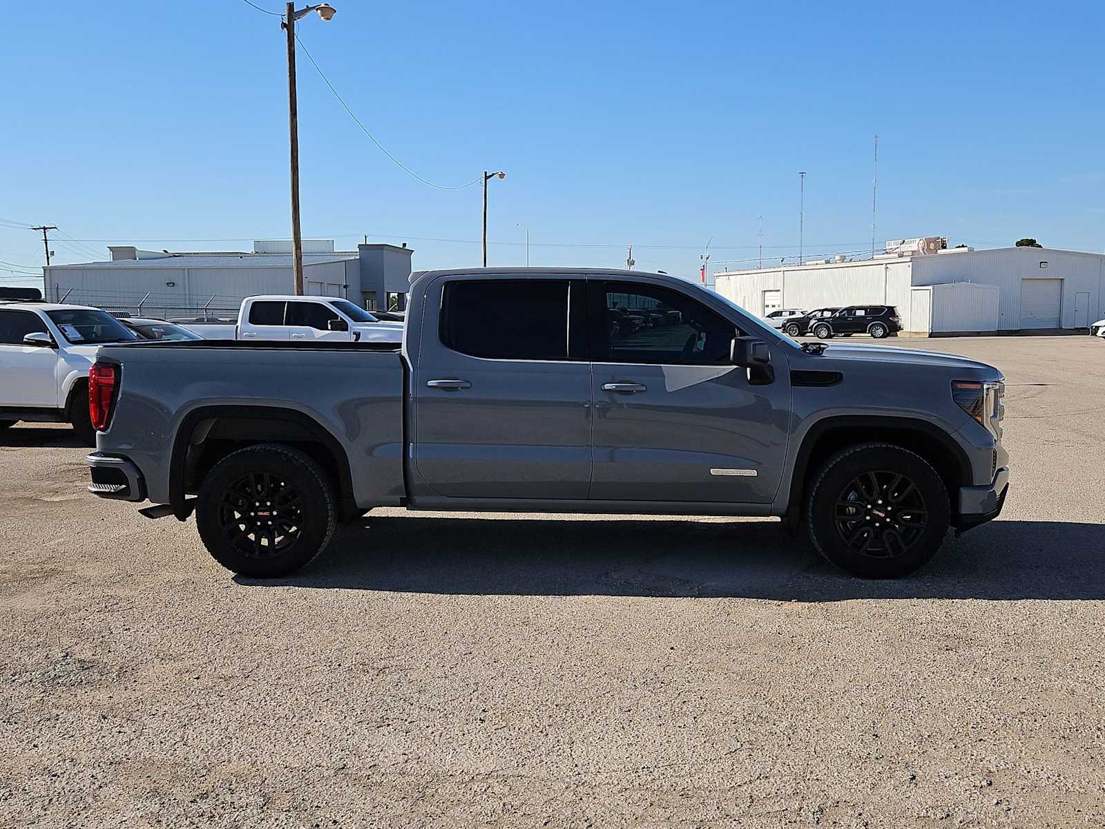 Thumbnail: 2024 GMC Sierra 1500 - 9