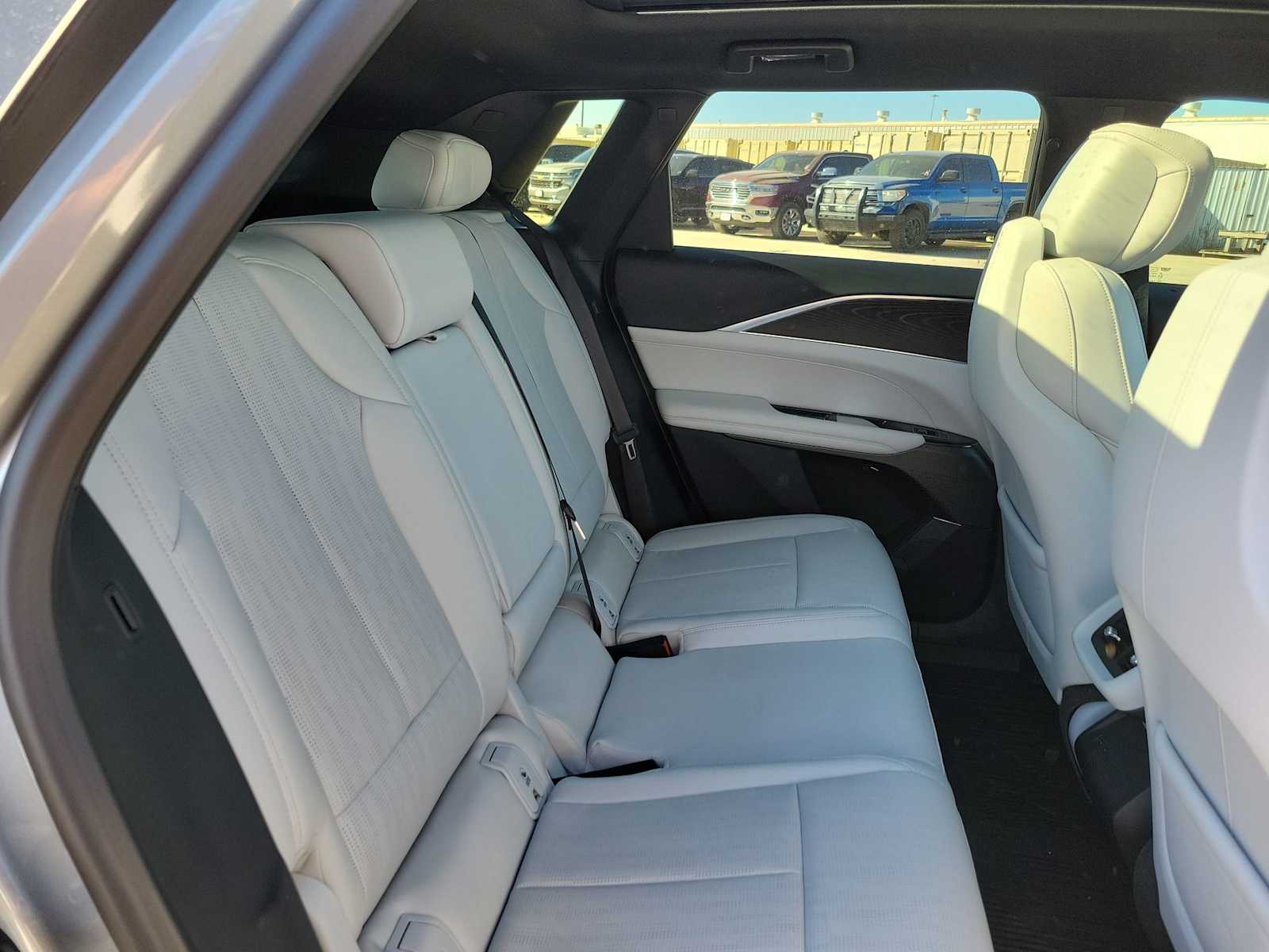 2024 Cadillac Lyriq Sport 21