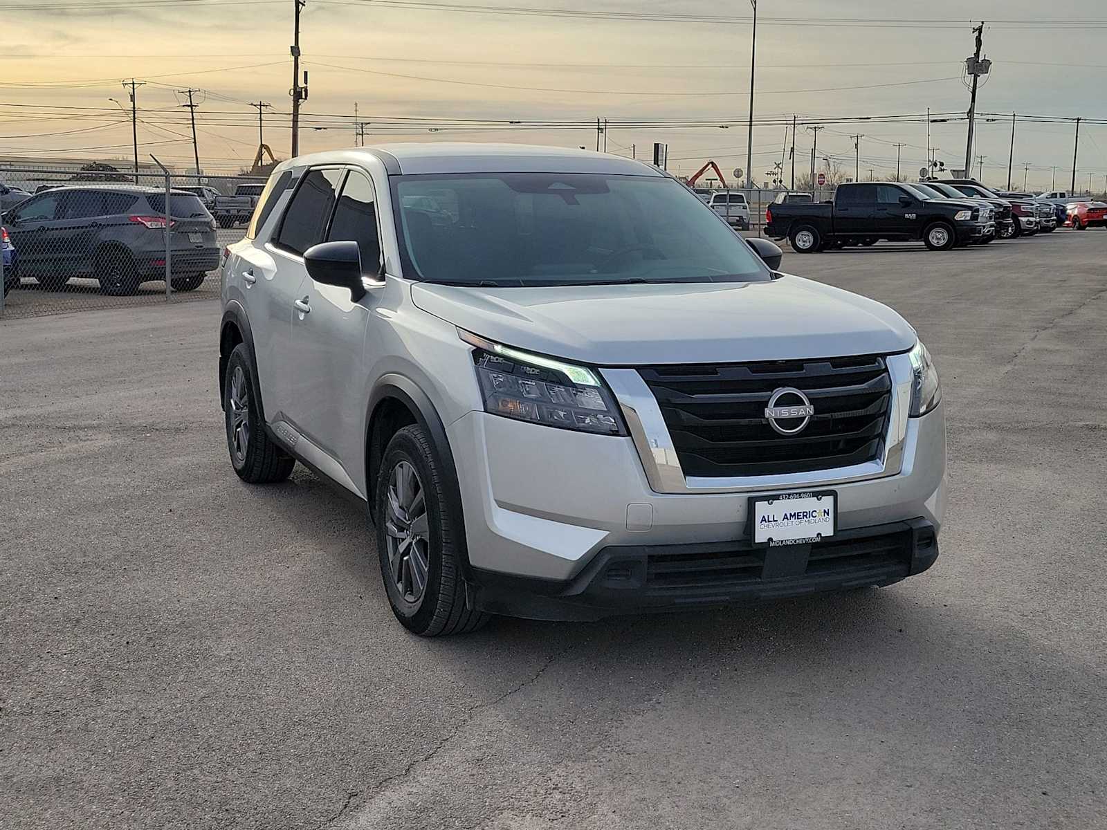 Thumbnail: 2024 Nissan Pathfinder - 2