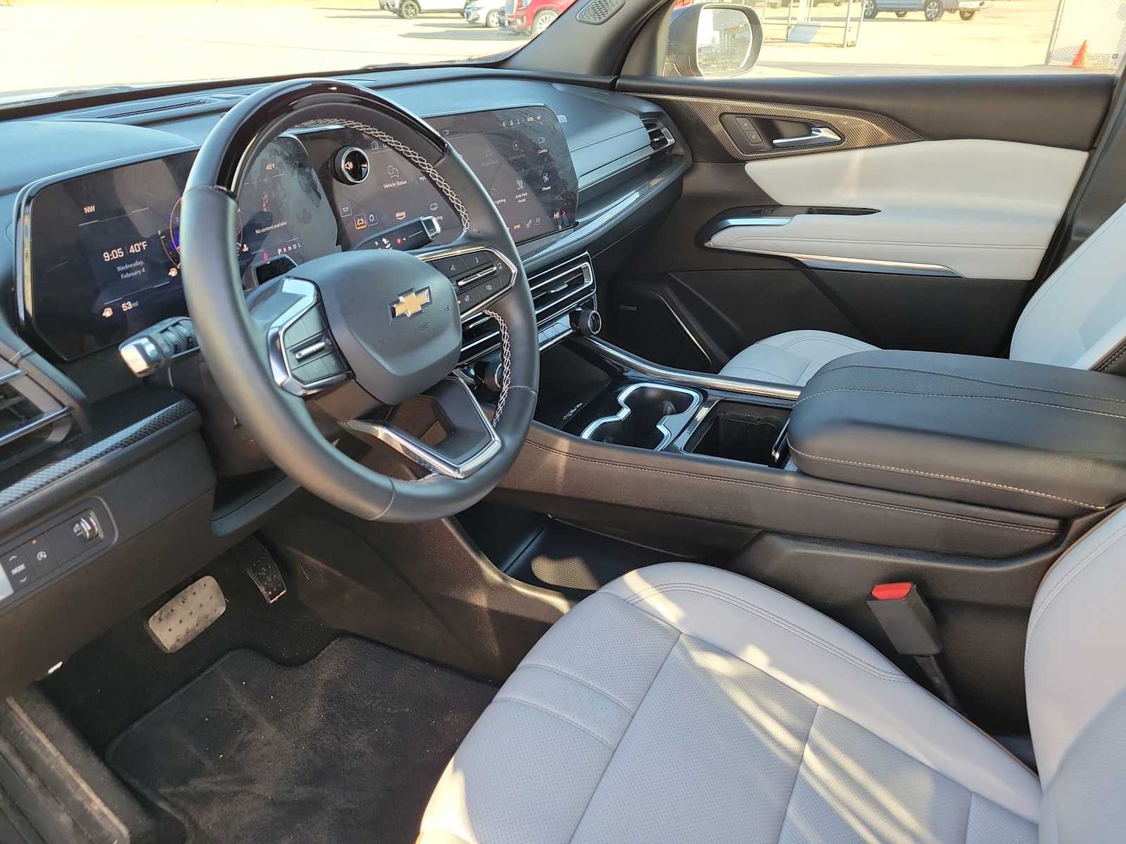 Thumbnail: 2025 Chevrolet Traverse - 10