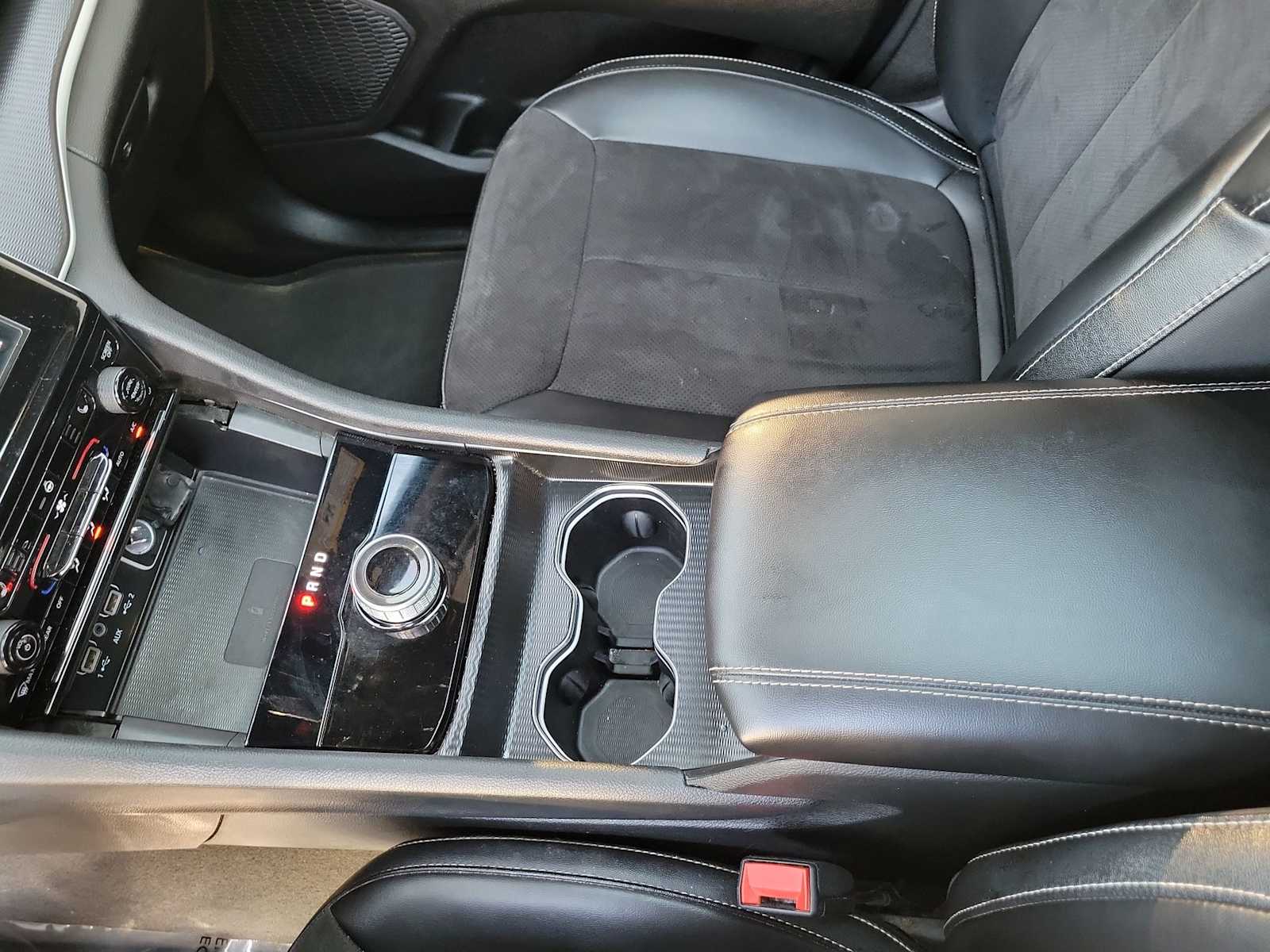 Thumbnail: 2024 Jeep Grand Cherokee L - 24