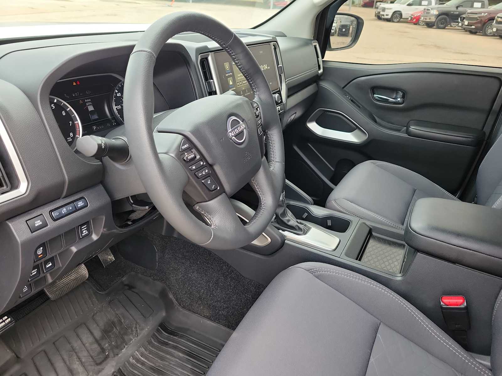 Thumbnail: 2025 Nissan Frontier - 10
