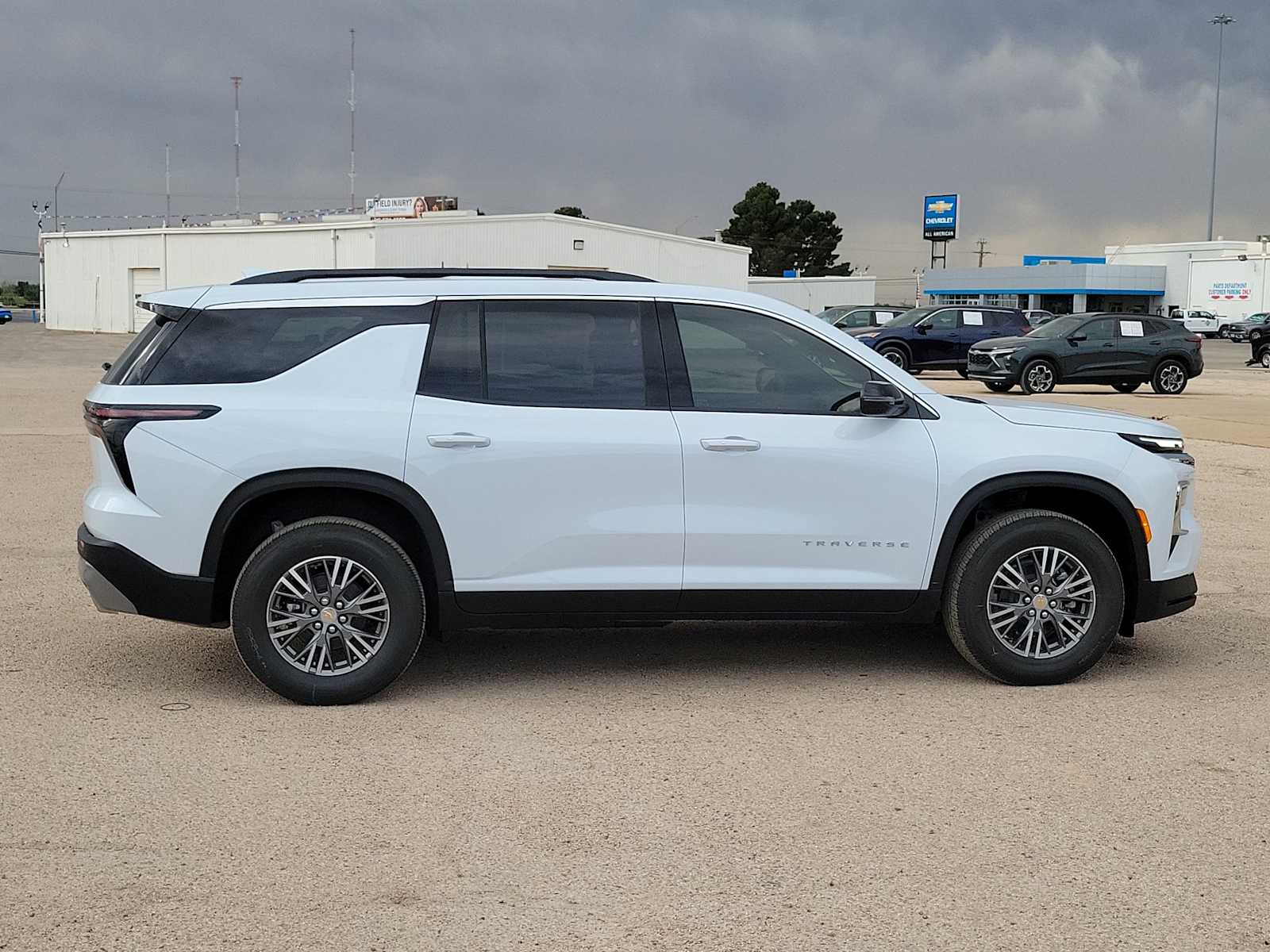 Thumbnail: 2026 Chevrolet Traverse - 9