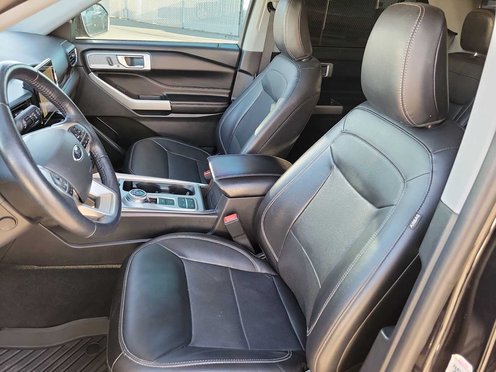 Thumbnail: 2022 Ford Explorer - 19