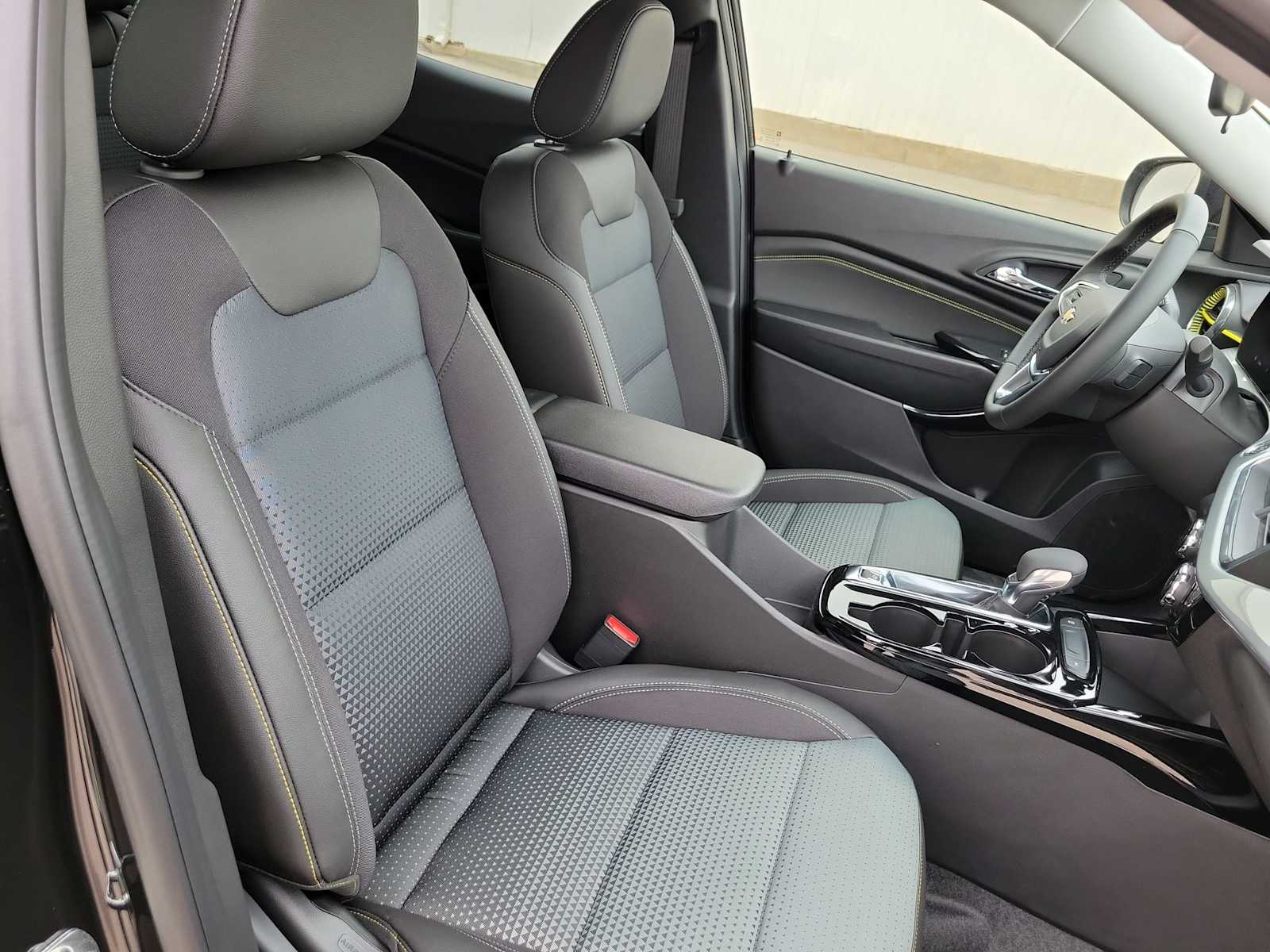 Thumbnail: 2026 Chevrolet Trax - 18