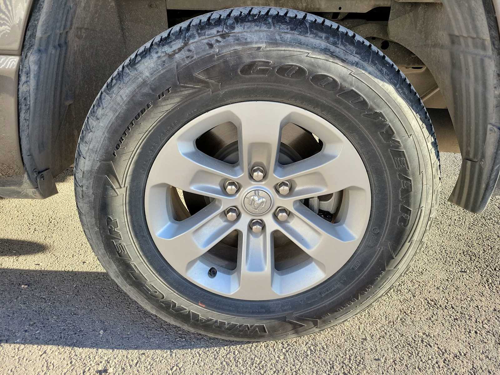 Thumbnail: 2024 RAM 1500 - 16