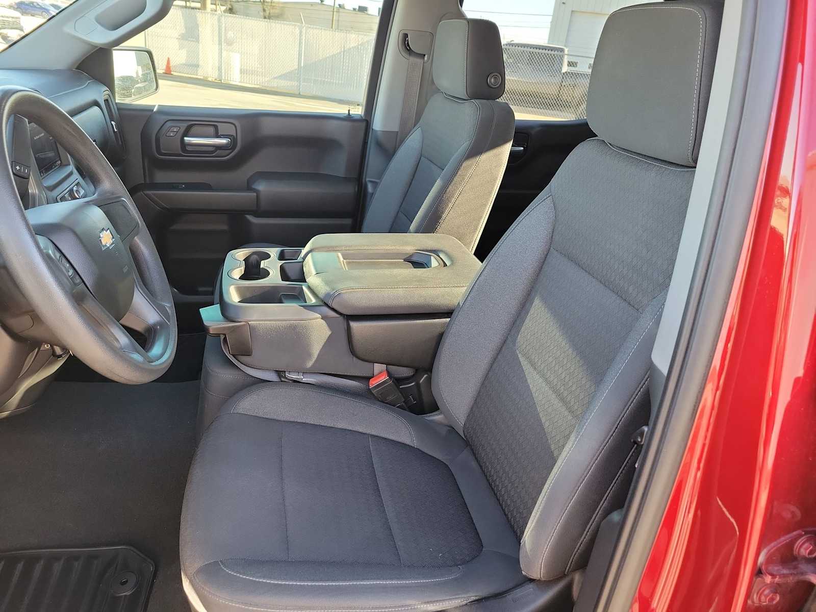 Thumbnail: 2022 Chevrolet Silverado 1500 - 19