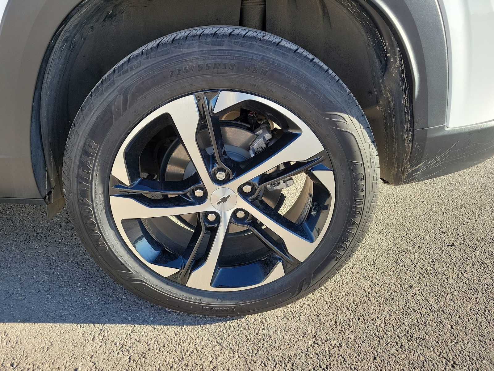 Thumbnail: 2025 Chevrolet Trax - 16