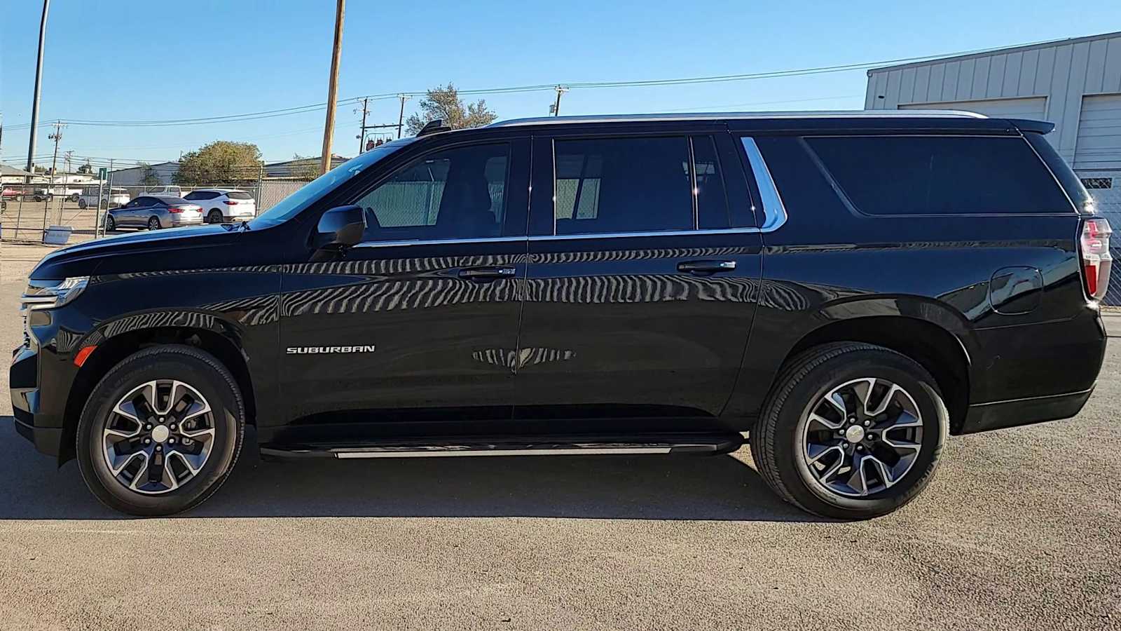 Thumbnail: 2021 Chevrolet Suburban - 5
