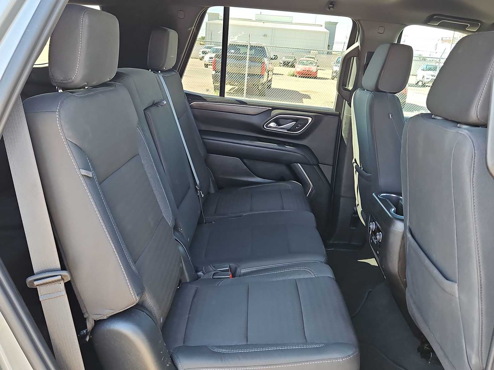 Thumbnail: 2023 Chevrolet Tahoe - 17