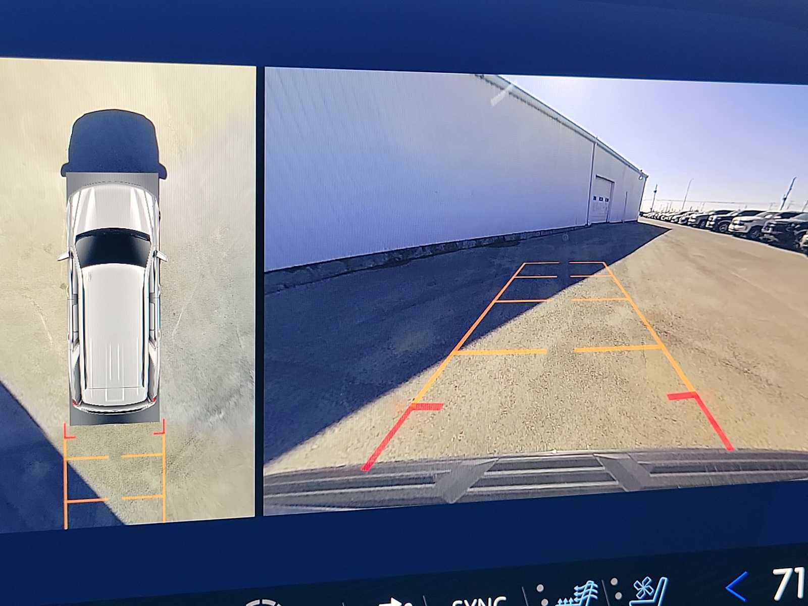 Thumbnail: 2026 Chevrolet Tahoe - 28