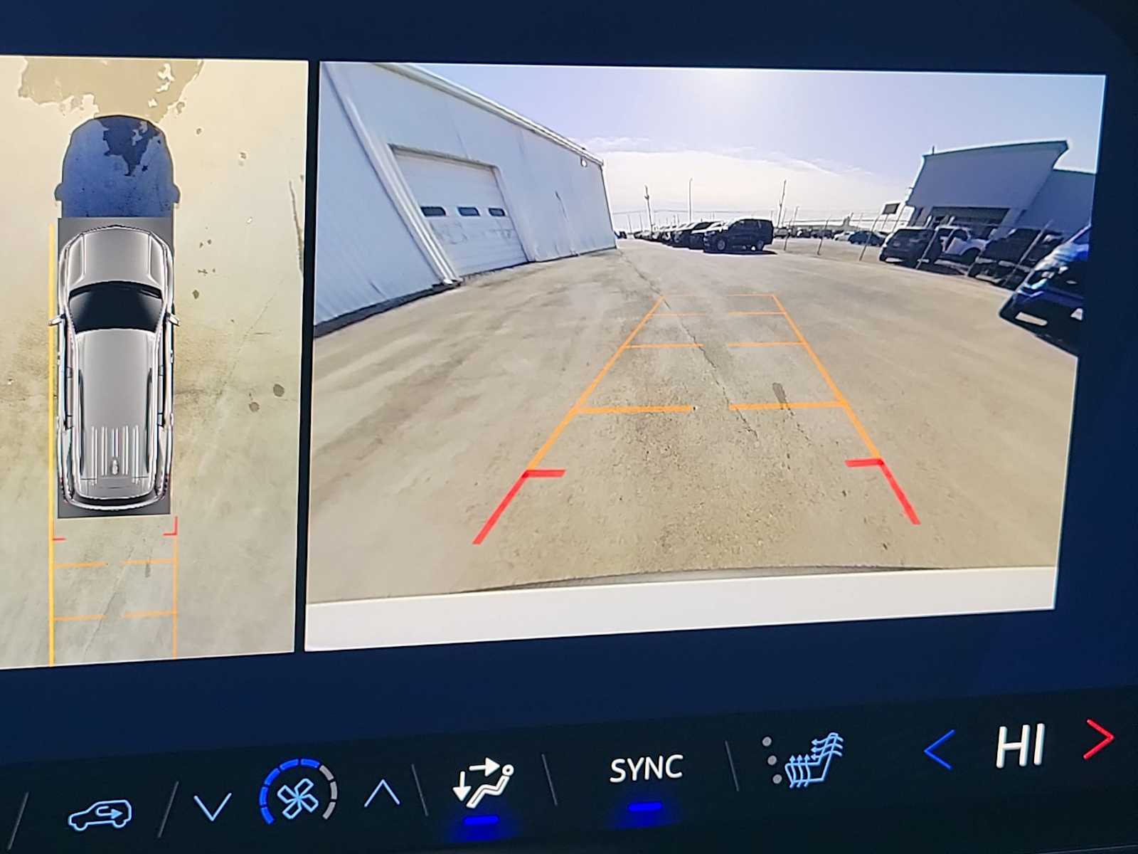 Thumbnail: 2026 Chevrolet Traverse - 23