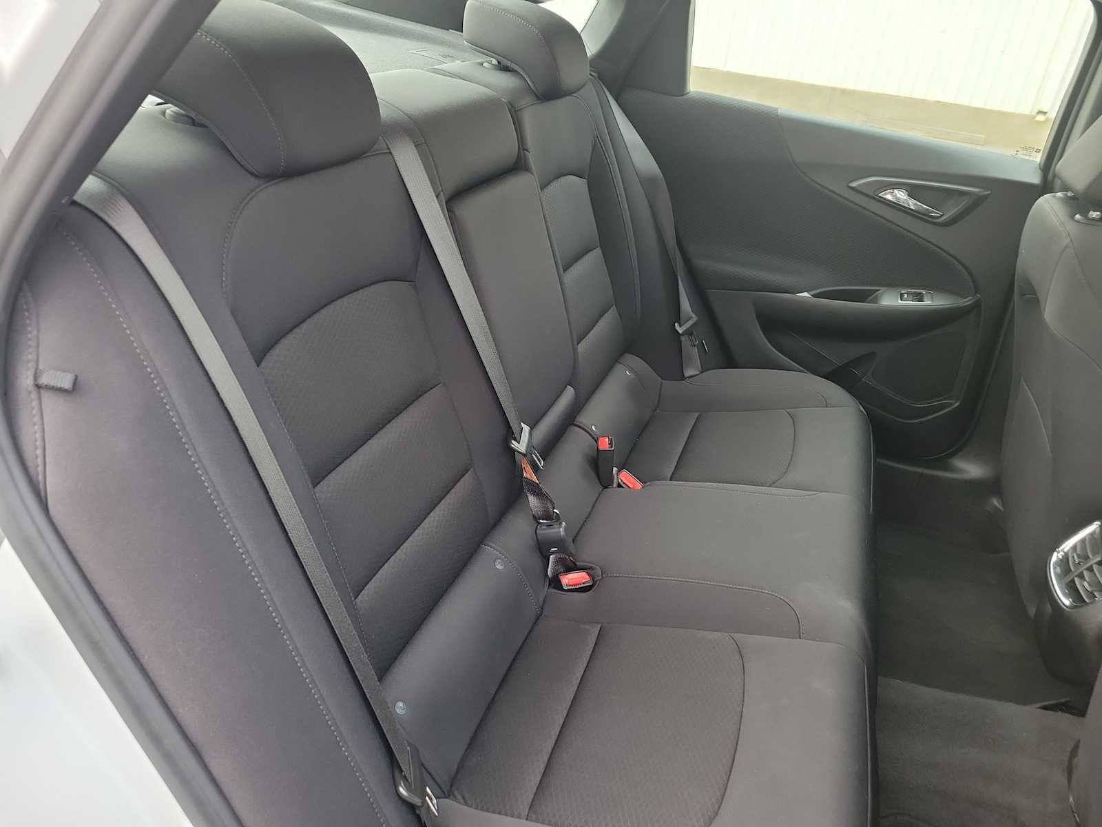 Thumbnail: 2023 Chevrolet Malibu - 21