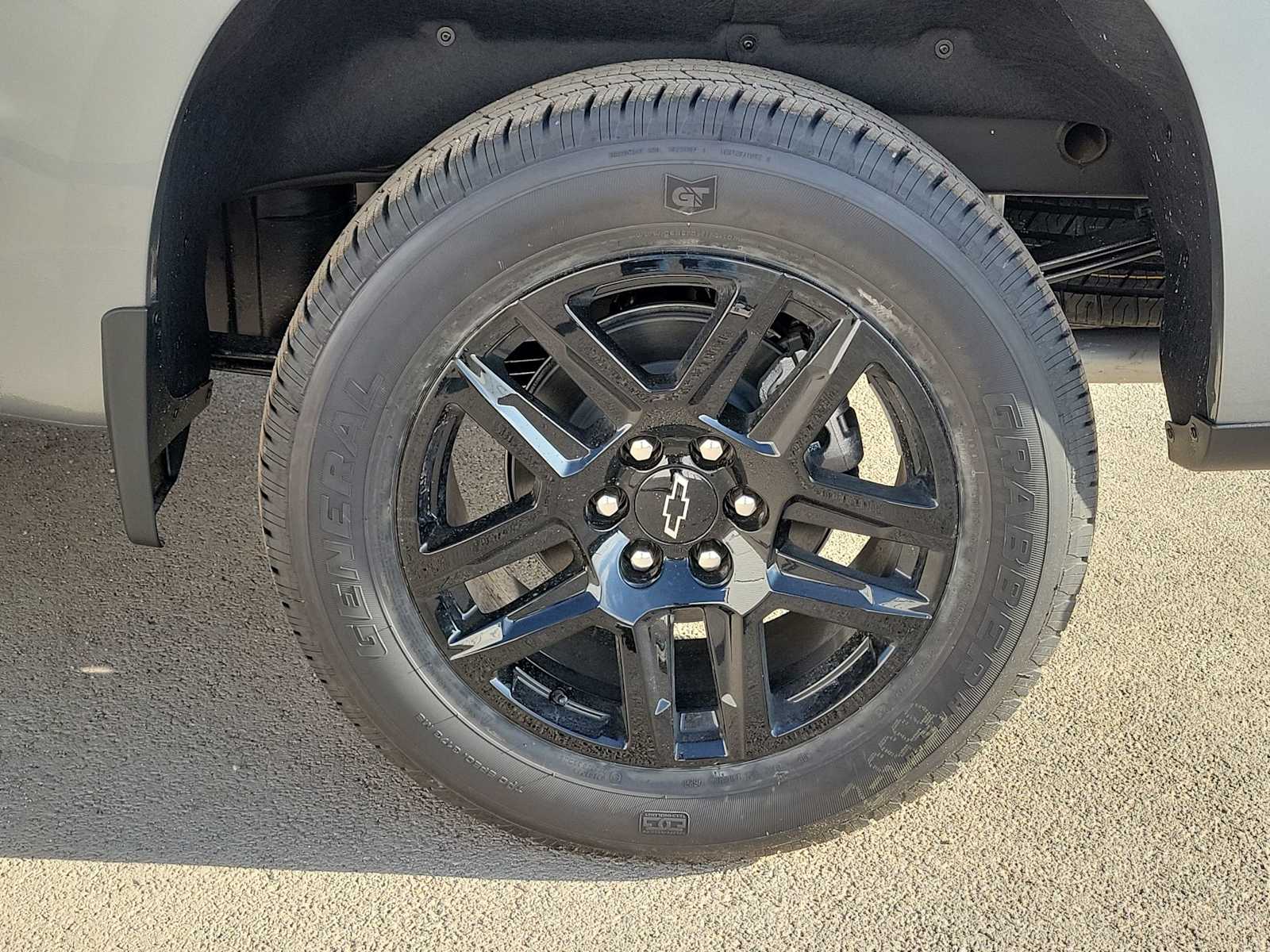 Thumbnail: 2026 Chevrolet Silverado 1500 - 12