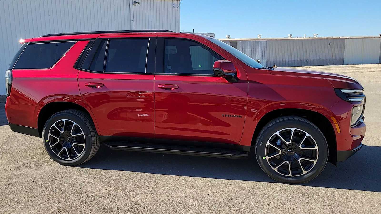 Thumbnail: 2026 Chevrolet Tahoe - 9