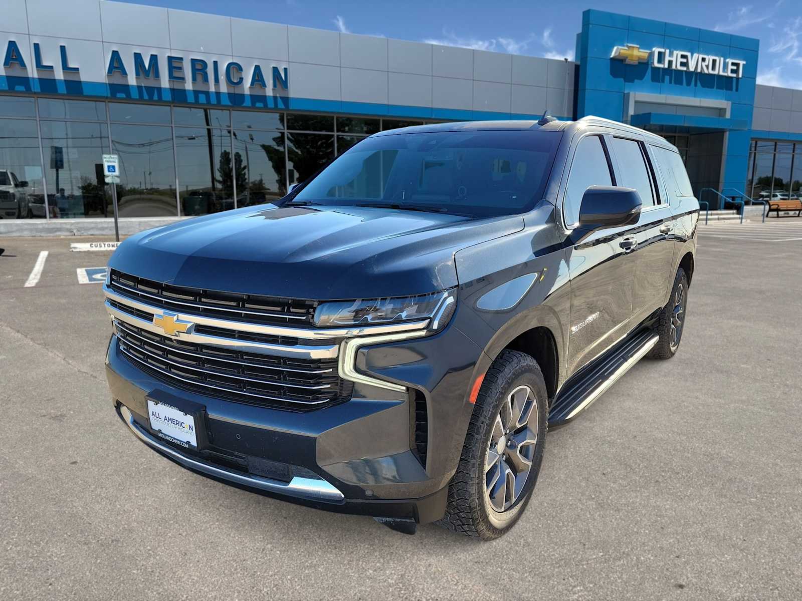 Thumbnail: 2022 Chevrolet Suburban - 1