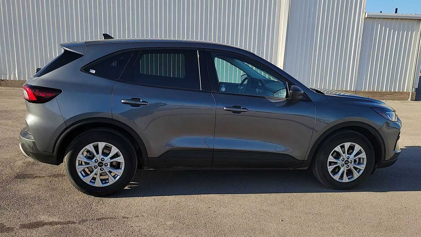 Thumbnail: 2025 Ford Escape - 9