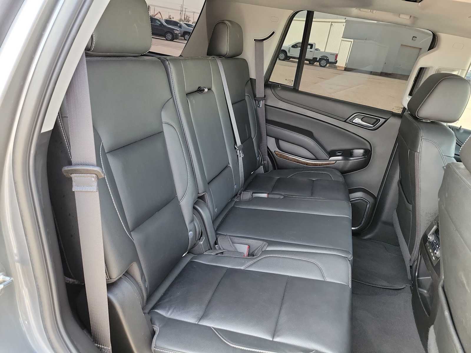 Thumbnail: 2019 Chevrolet Tahoe - 17