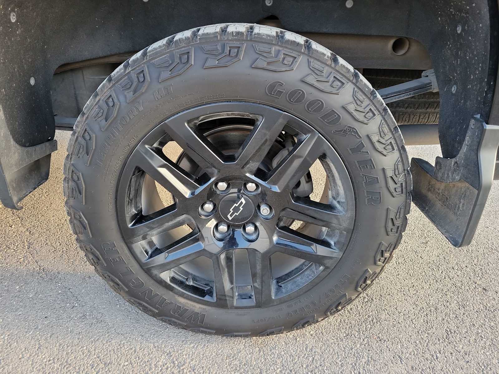 Thumbnail: 2021 Chevrolet Silverado 1500 - 16