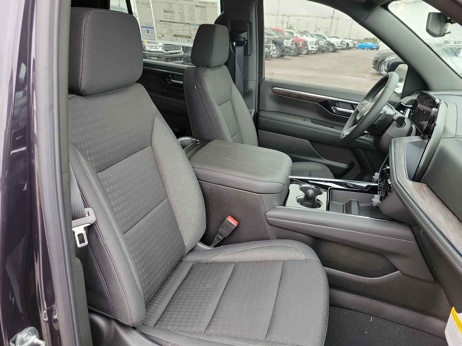Thumbnail: 2026 Chevrolet Tahoe - 18