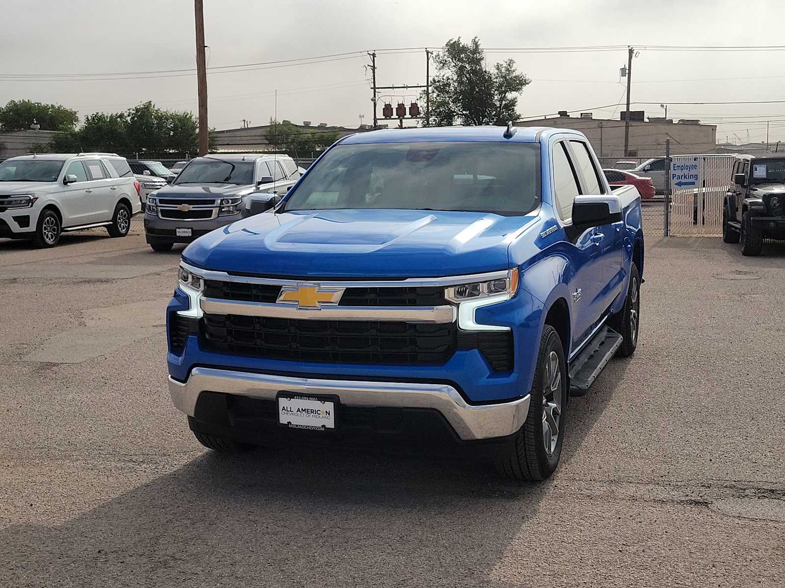 Thumbnail: 2026 Chevrolet Silverado 1500 - 4