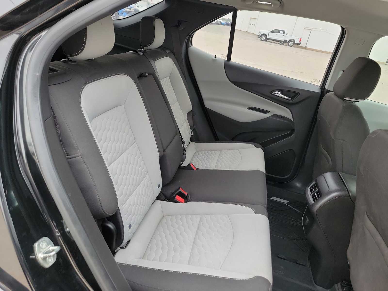 Thumbnail: 2018 Chevrolet Equinox - 17